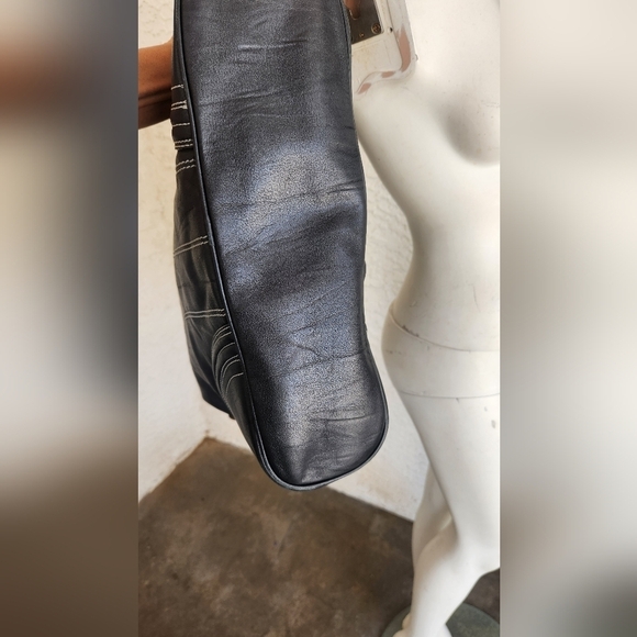 ISABELLA FIORE SUPER SOFT LEATHER HOBO BIG BAG - Picture 7 of 12